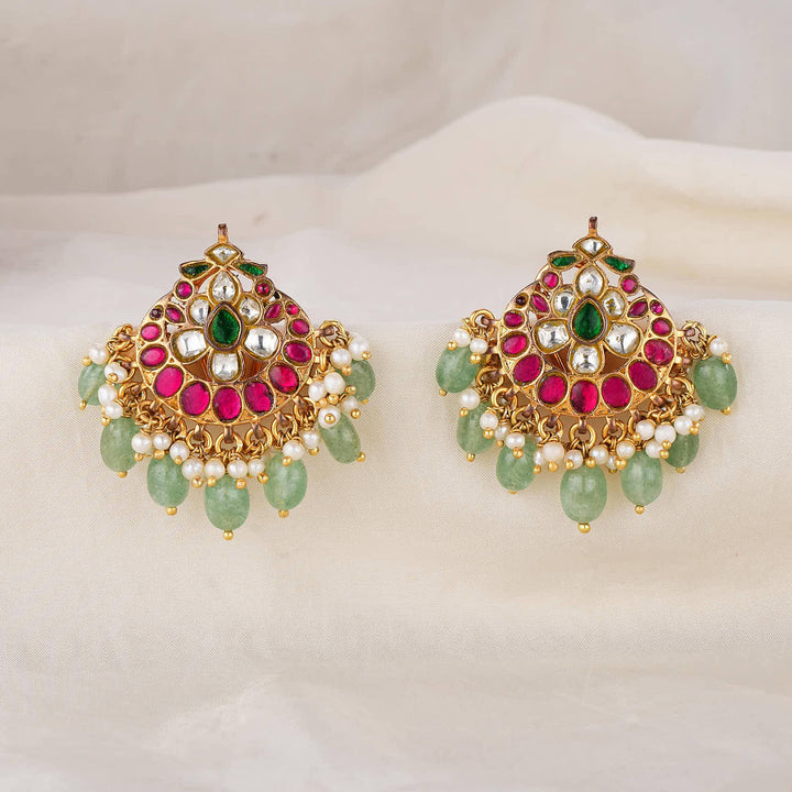 Richly Crafted Kundan Drops