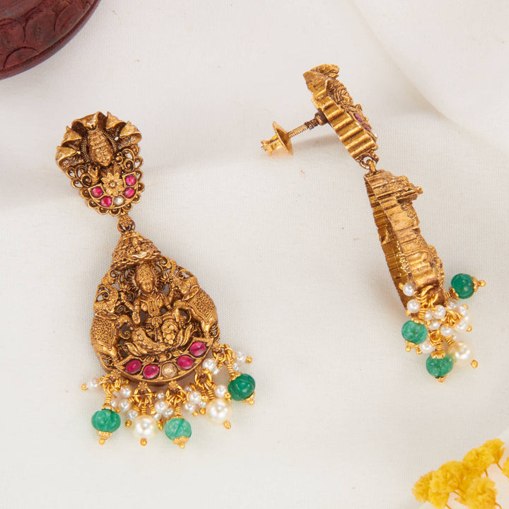 Fabulous  3D Spl Long Earrings