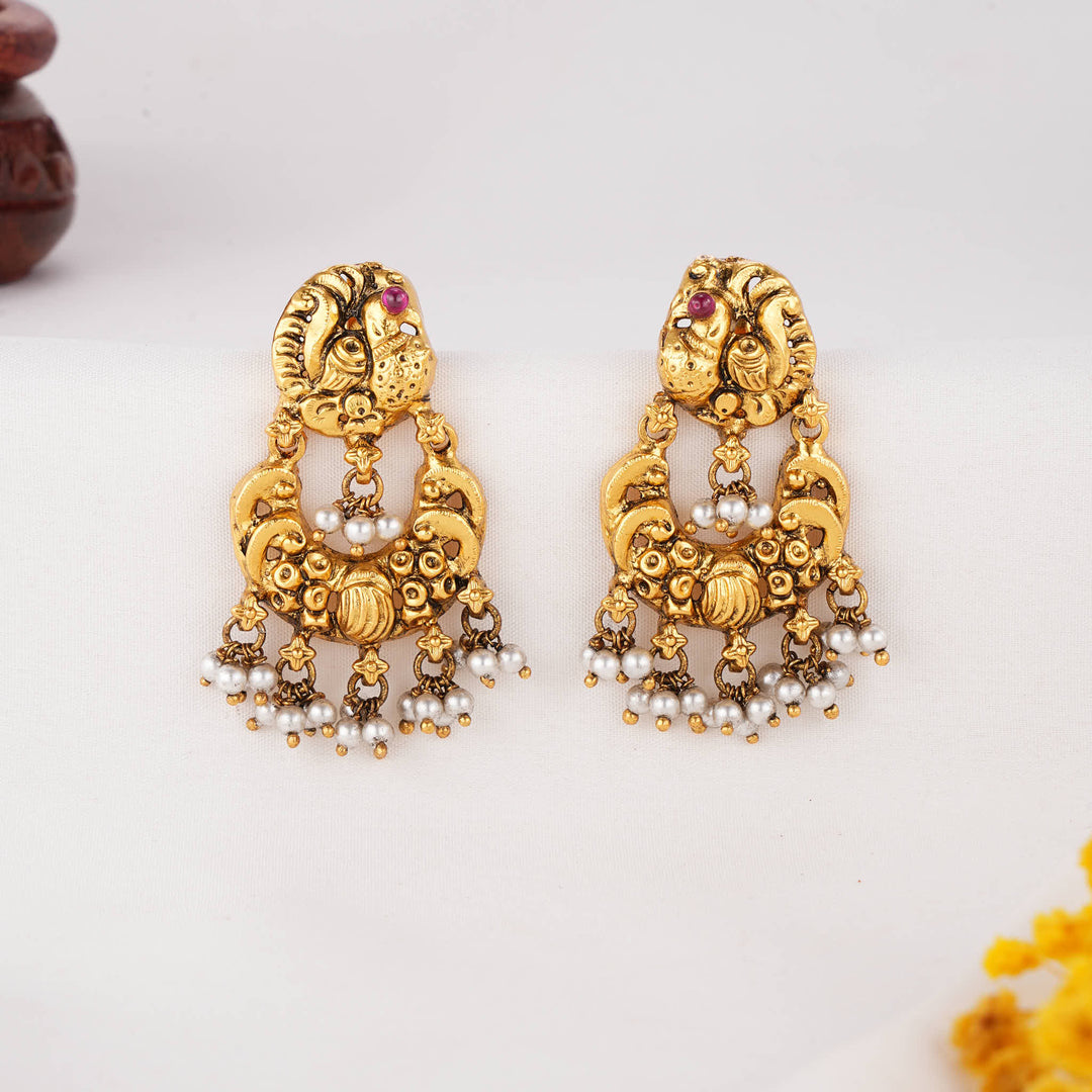 Ornate Glow Chandhubaali Earrings