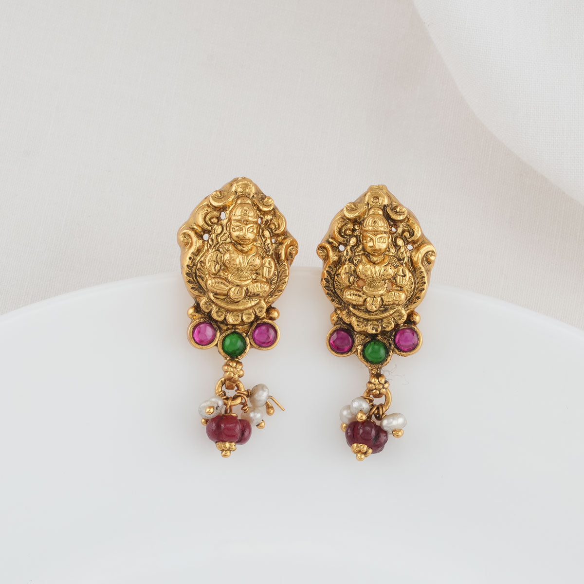Beautiful ❤️ Gold Earrings Below 6,000/- For Daily Wear With Price ||  Apsara Fashions - YouTube