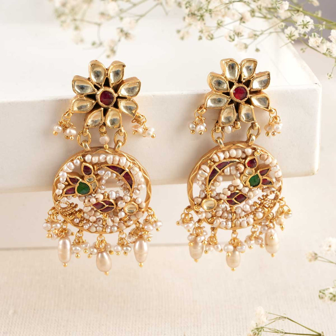 Iyalin Kundan Earrings - Main Image