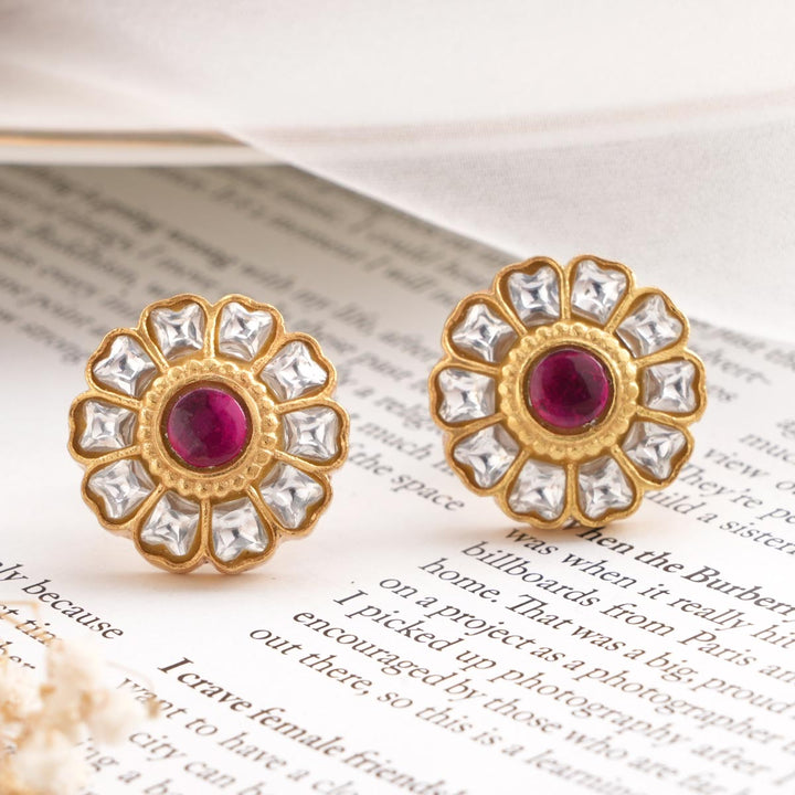 Sakshi Kundan Studs