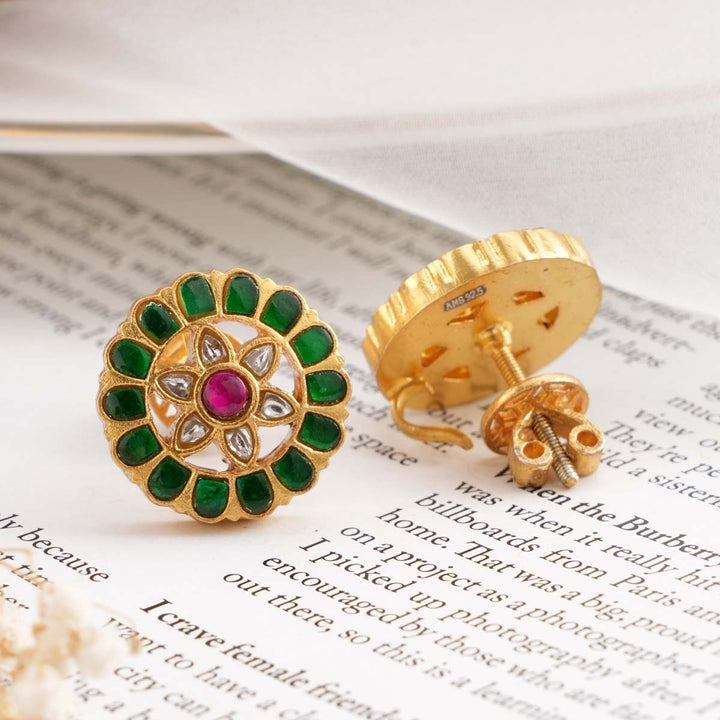 Ishitha Kundan Studs