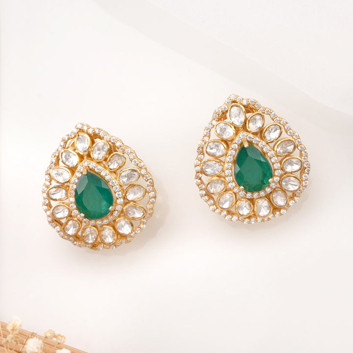Sanjina Studs