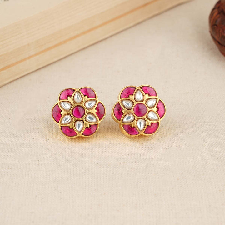 Dharshini Kundan Studs
