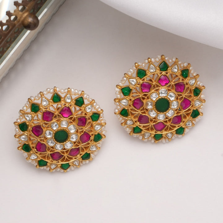 Shaithanya Kundan Studs