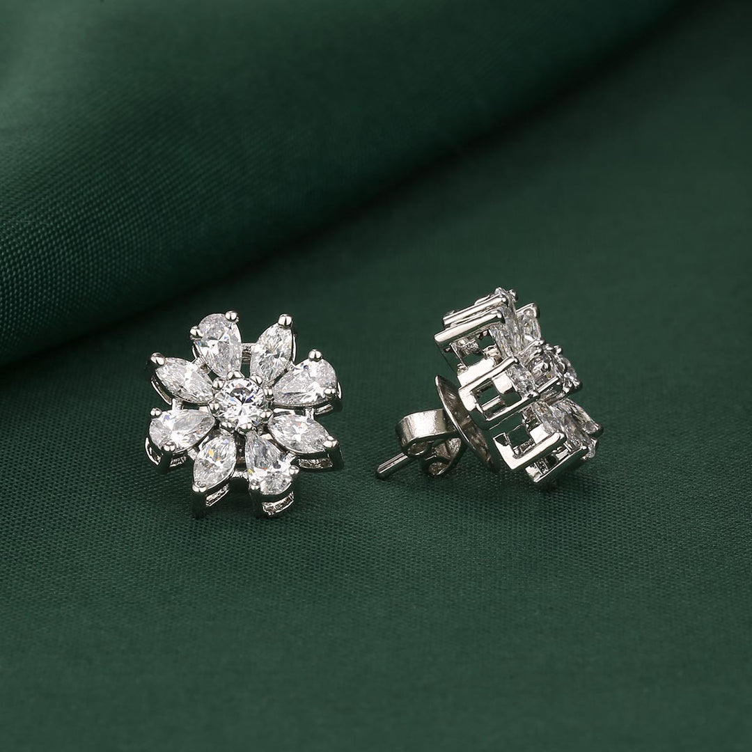 Viveka Studs