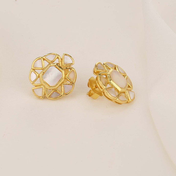 Tanishasri Kundan Studs