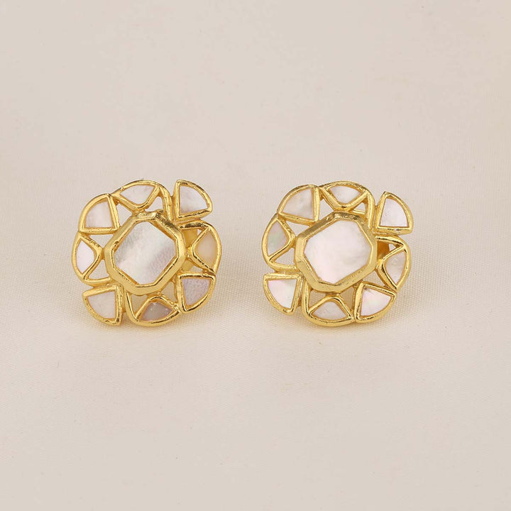 Tanishasri Kundan Studs