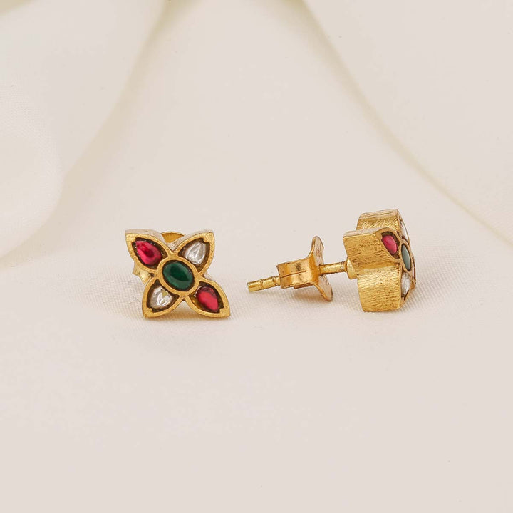 Cute Charm Kundan Studs