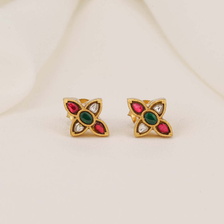 Cute Charm Kundan Studs