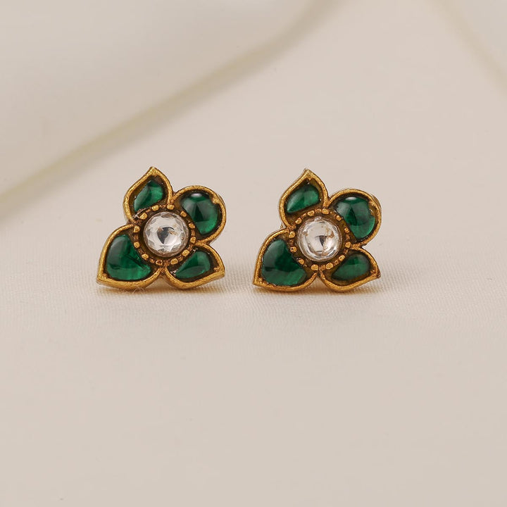 Adorn Kundan Studs