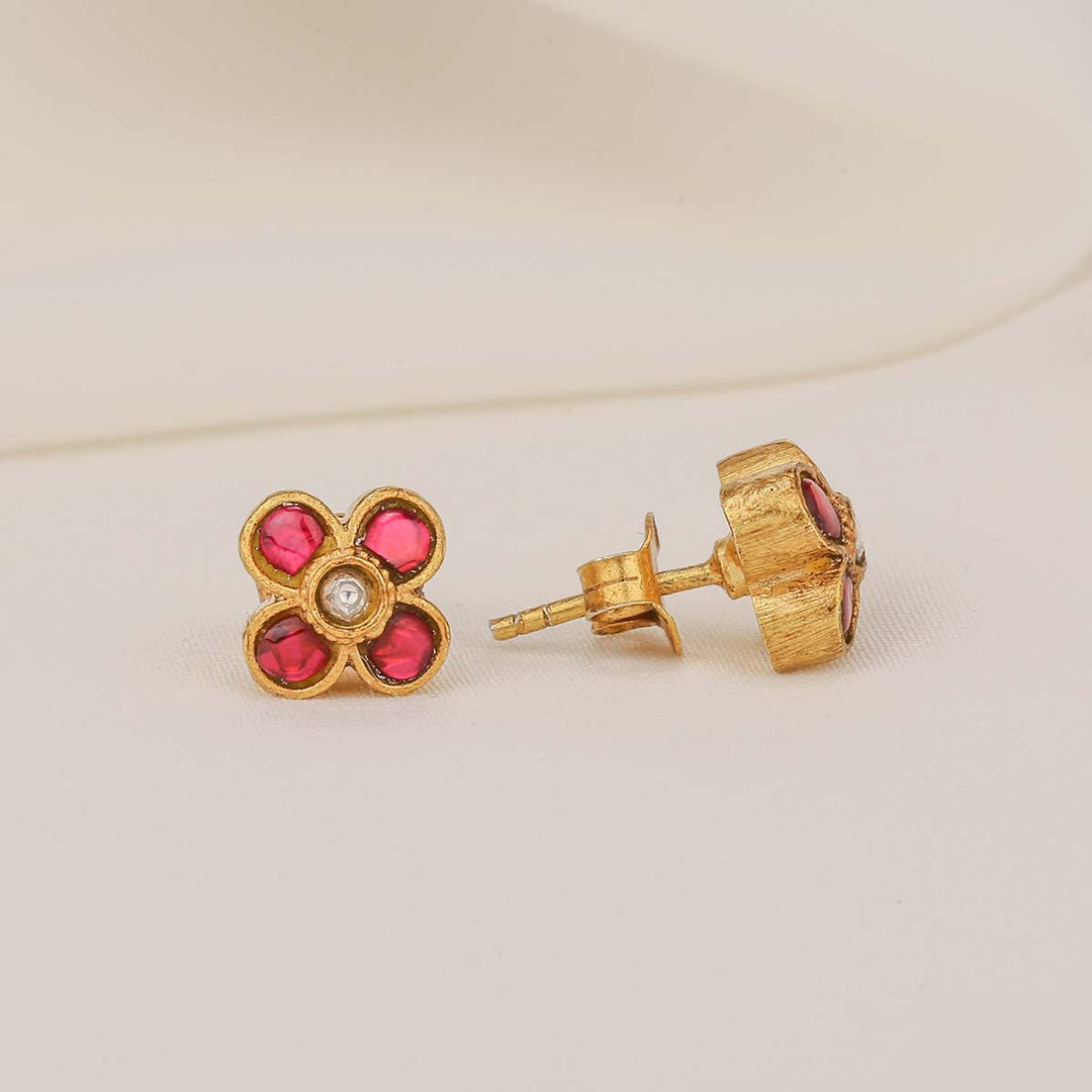 Dhithika Kundan Studs