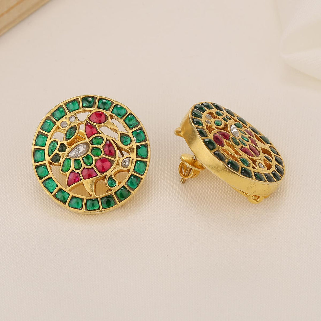 Admirable Green Kundan Studs