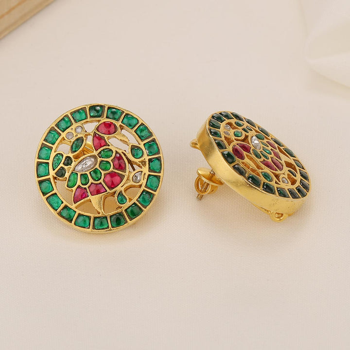 Admirable Green Kundan Studs