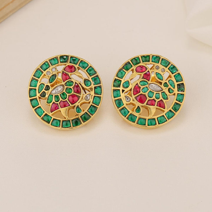 Admirable Green Kundan Studs