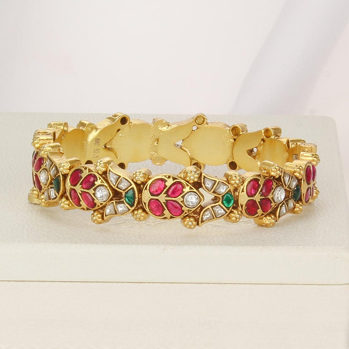 Vanusha Kundan Single Bangle