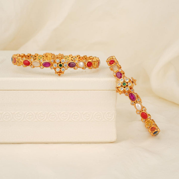 Navisha Stone Pair Bangle