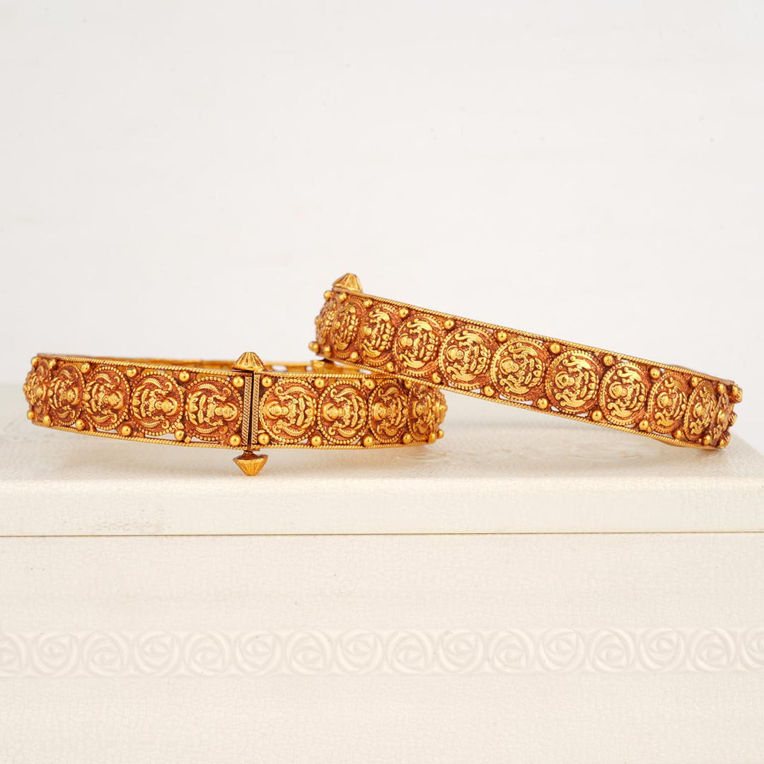 Bridal Look Nagas Pair Bangle
