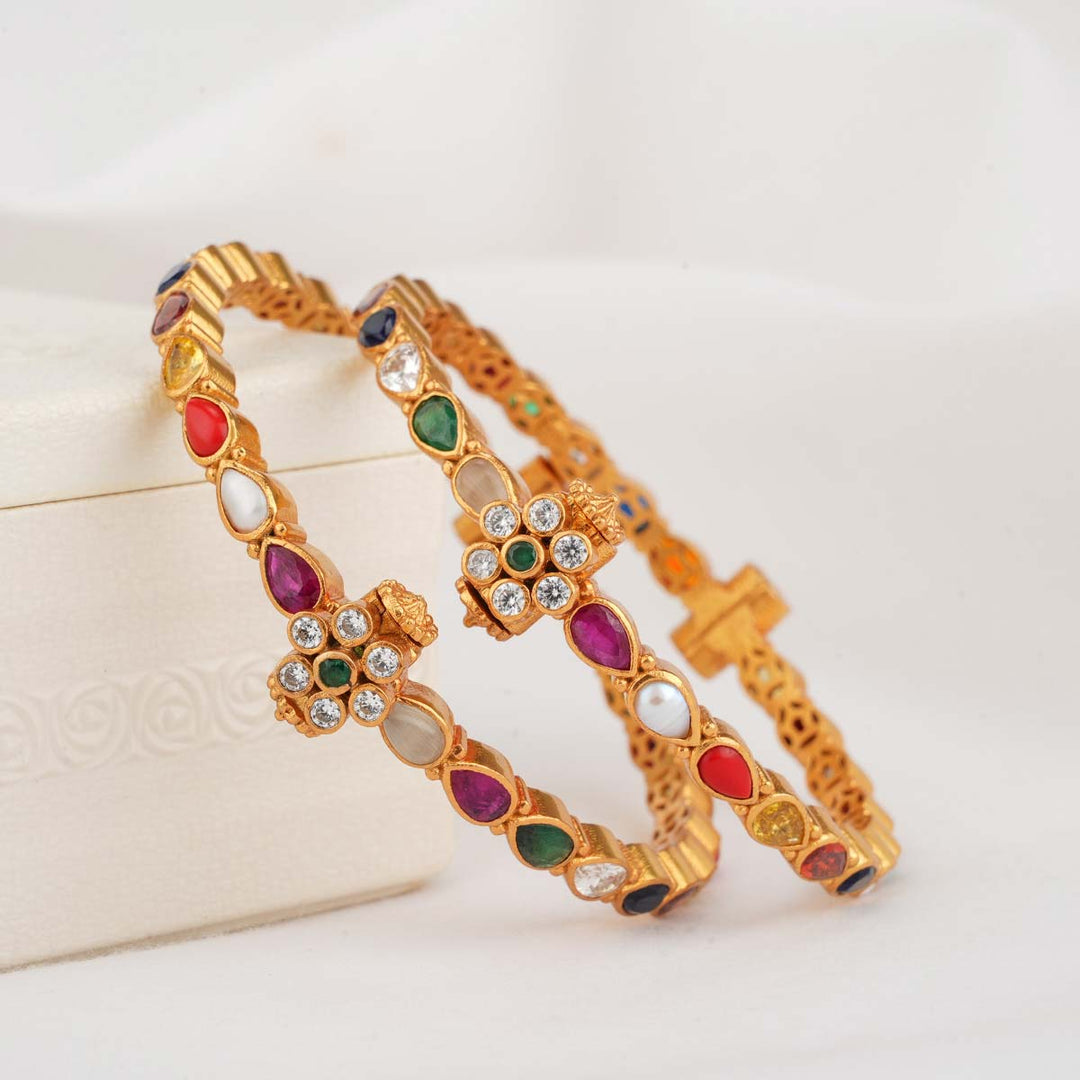 Chara Stone Pair Bangles