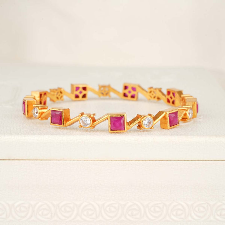 Shaithanya Stone Single Bangle