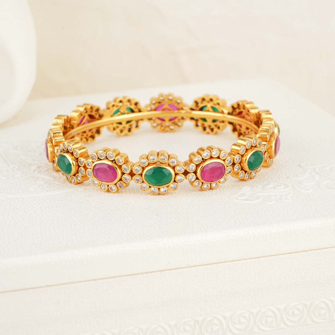 Shriyan Stone Single Bangle