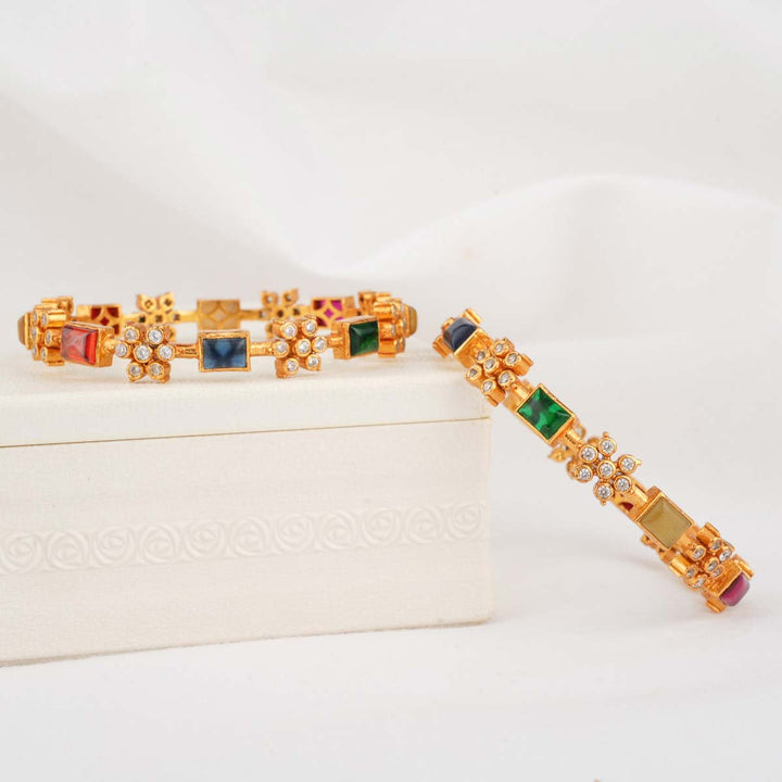 Vithula Stone Pair Bangles