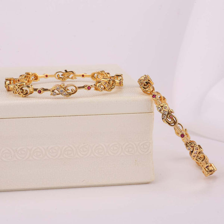 Yamini Stone Pair Bangle