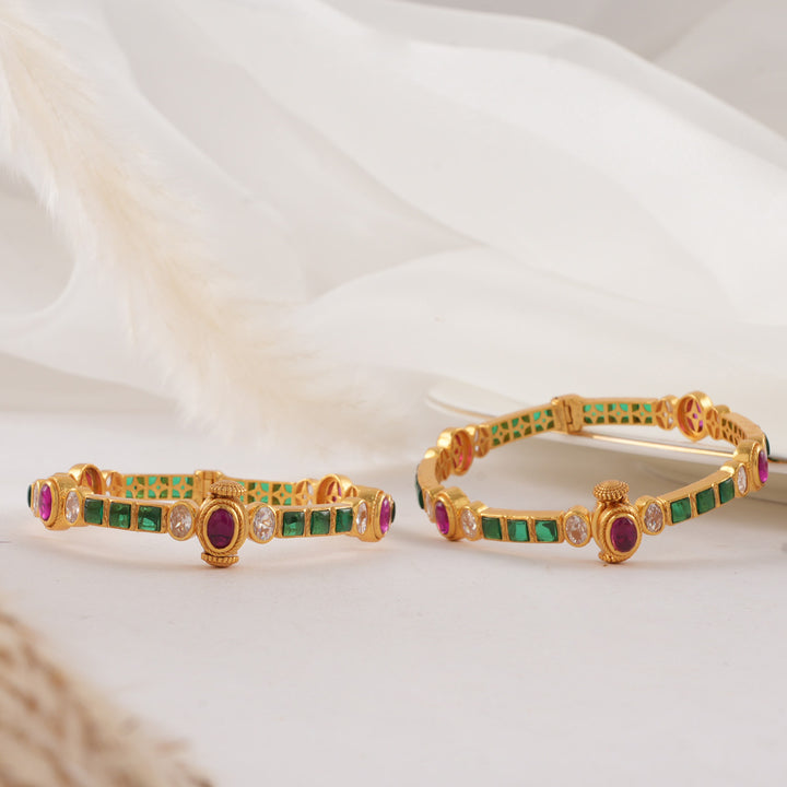 Glitz Green Stone Pair Bangle