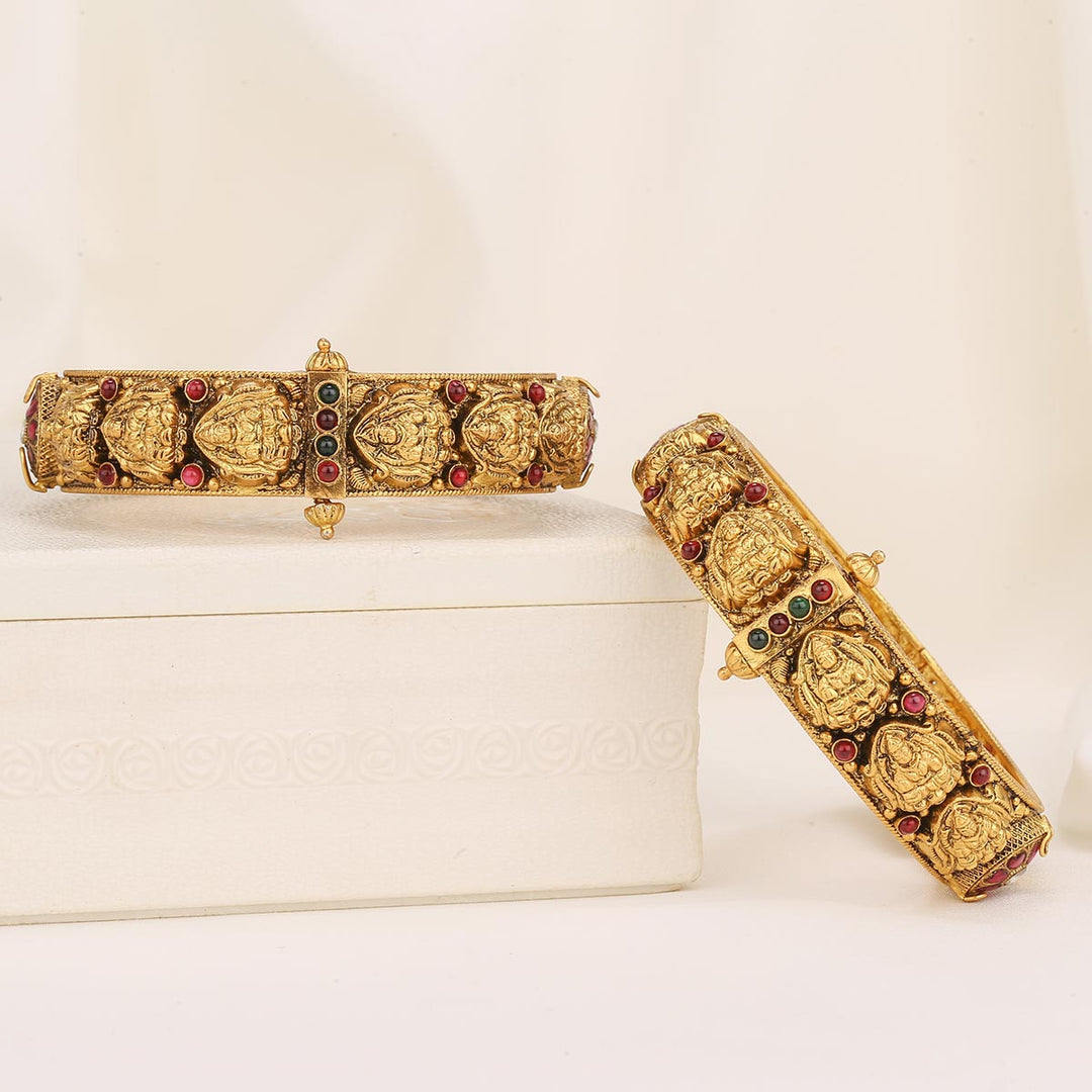 Samyuktha Nagas Pair Bangle