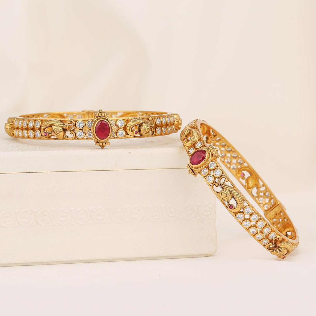 Lenisha Stone Pair Bangle