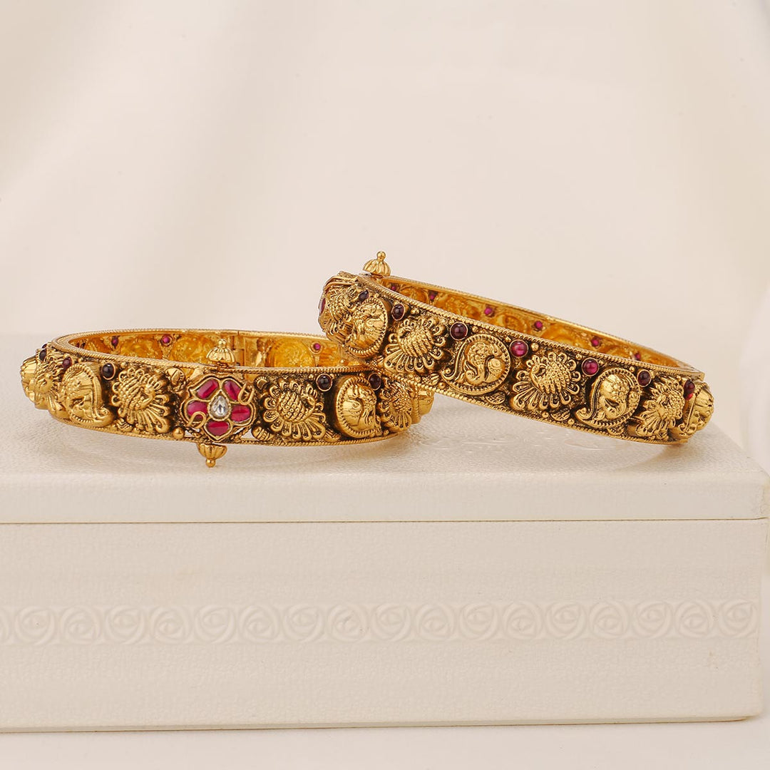 Avnira Nagas Pair Bangle