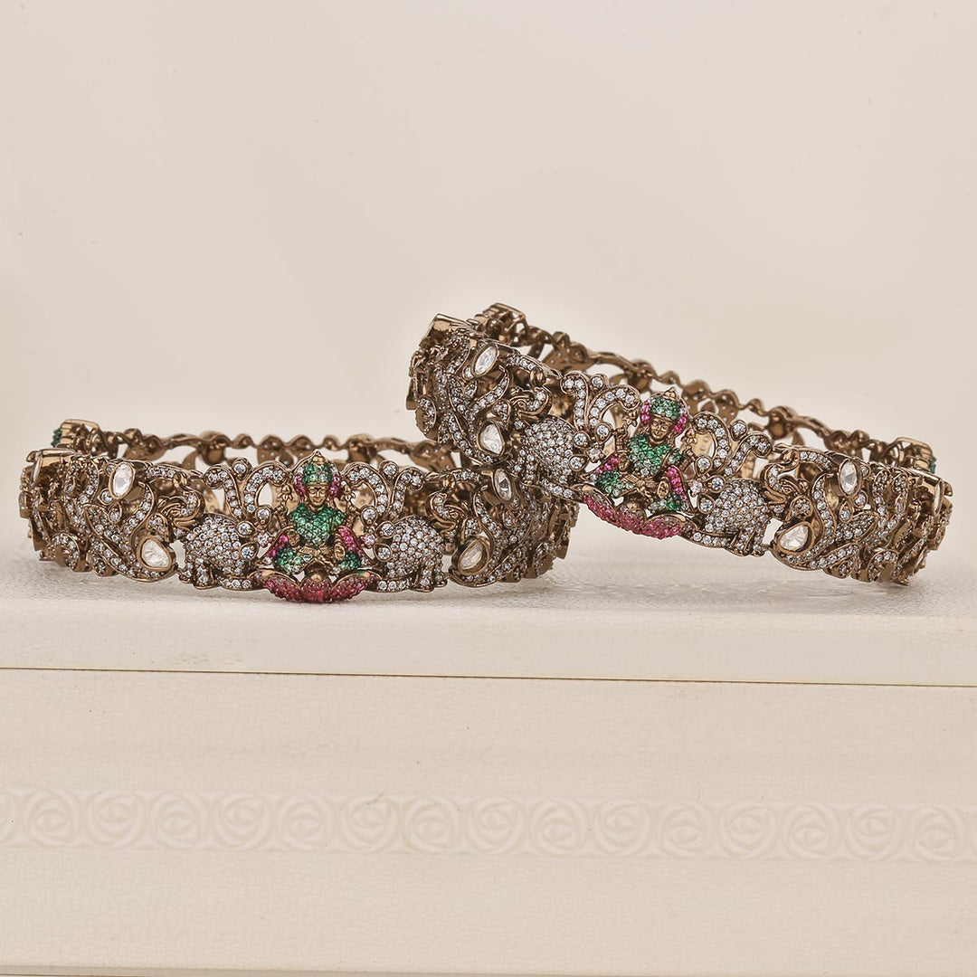 Adhivya Victorian Pair Bangles
