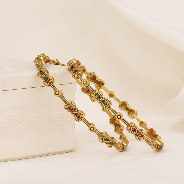 Ashvika Nagas Pair Bangle