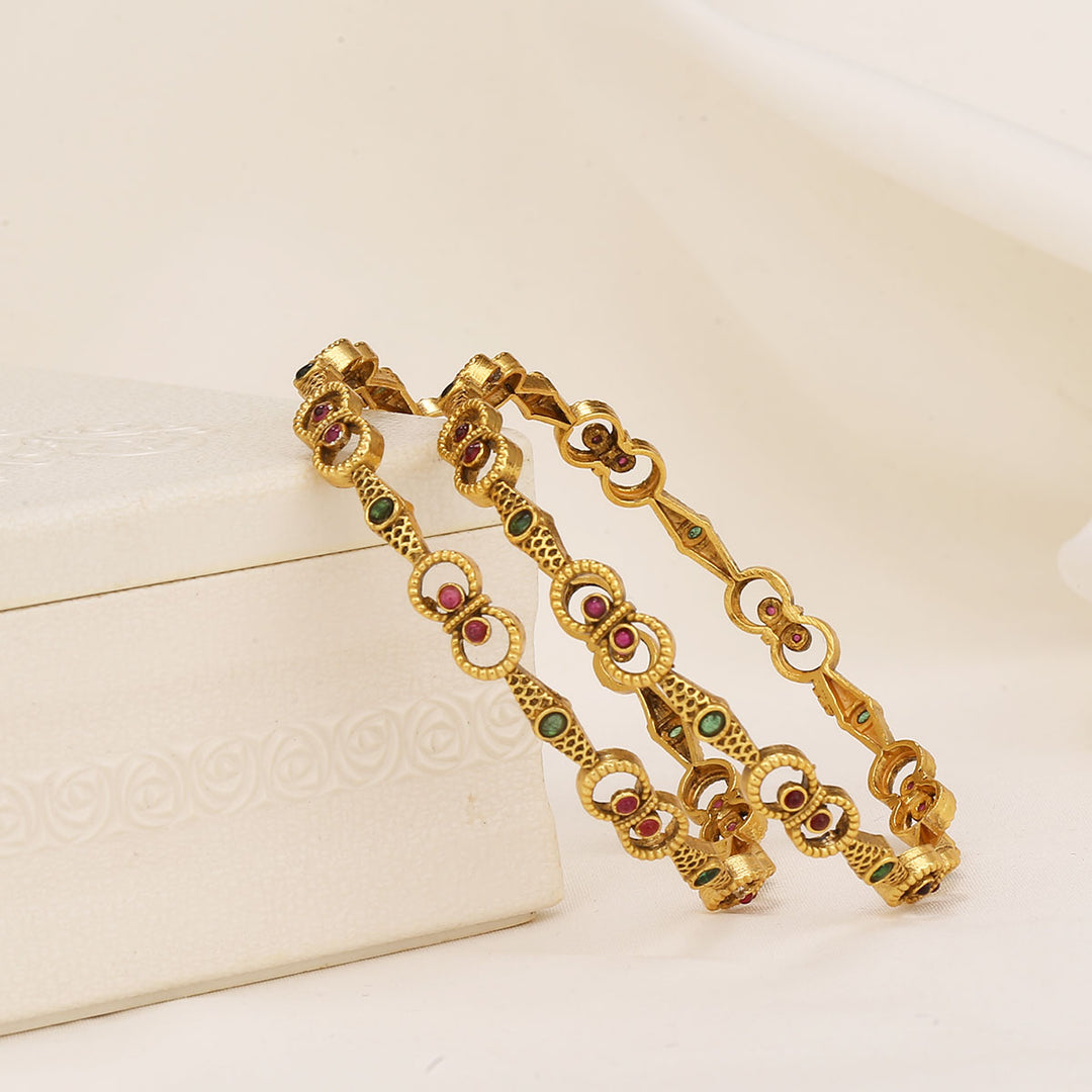 Nishita Nagas Pair Bangle