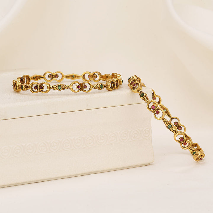 Nishita Nagas Pair Bangle