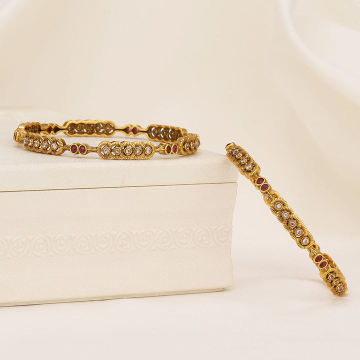 Saaniya Nagas Pair Bangle