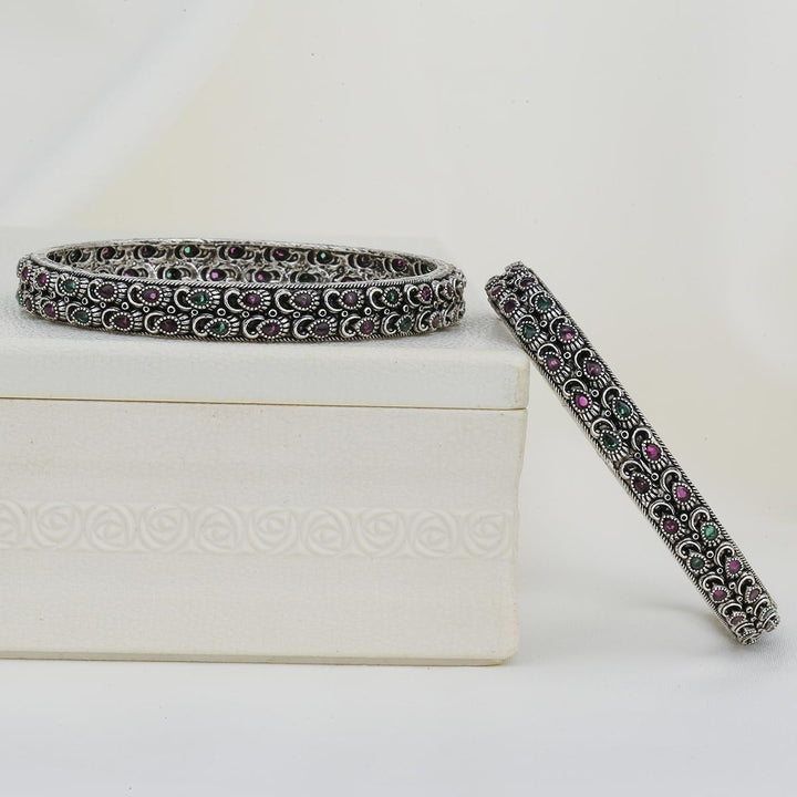 Ethnic Oxidised Pair Bangles