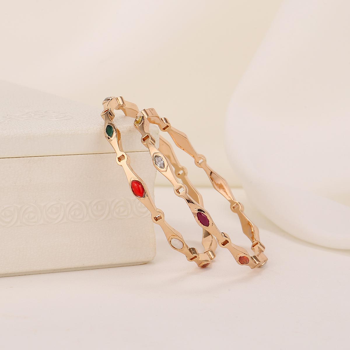 Chithara Diamond Design Pair Bangle – The Amethyst Store
