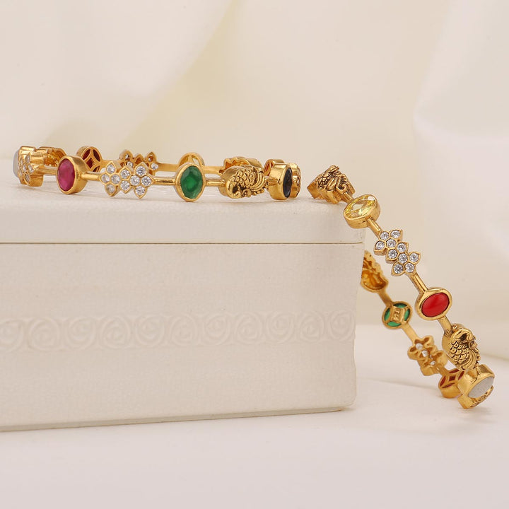 Nainikha Stone Pair Bangles