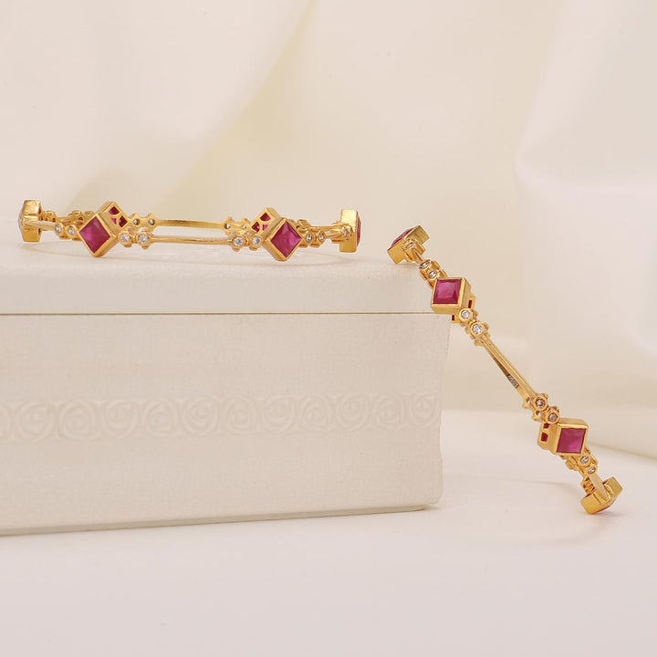 Thishikha Stone Pair Bangles