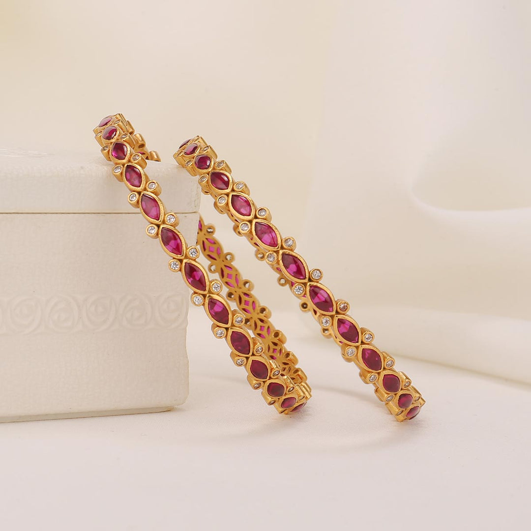 Janvikha Stone Pair Bangles