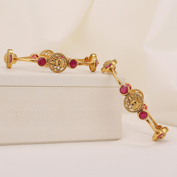 Elegance Nagas Pair Bangle