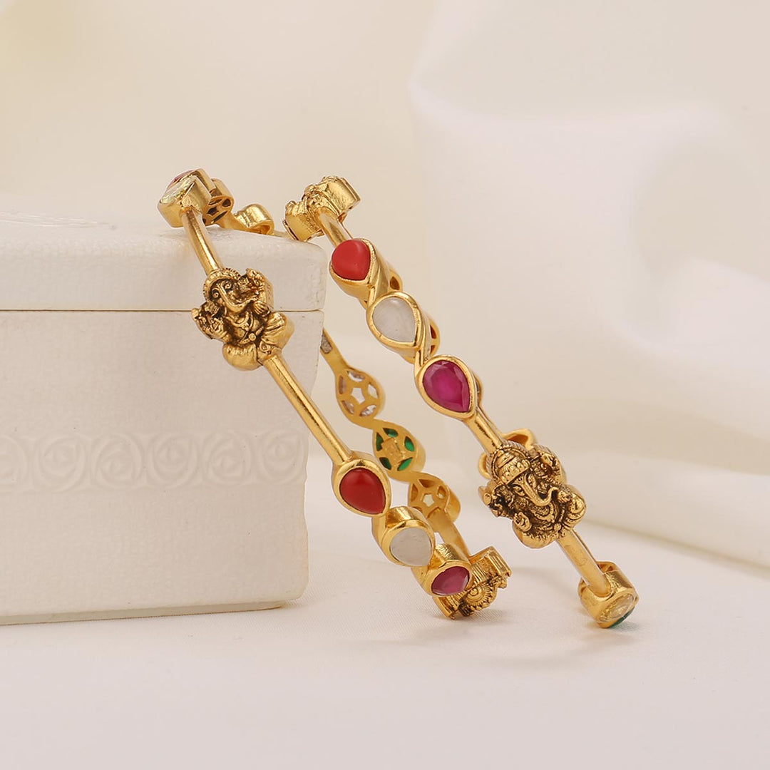 Dhivara Nagas Pair Bangle