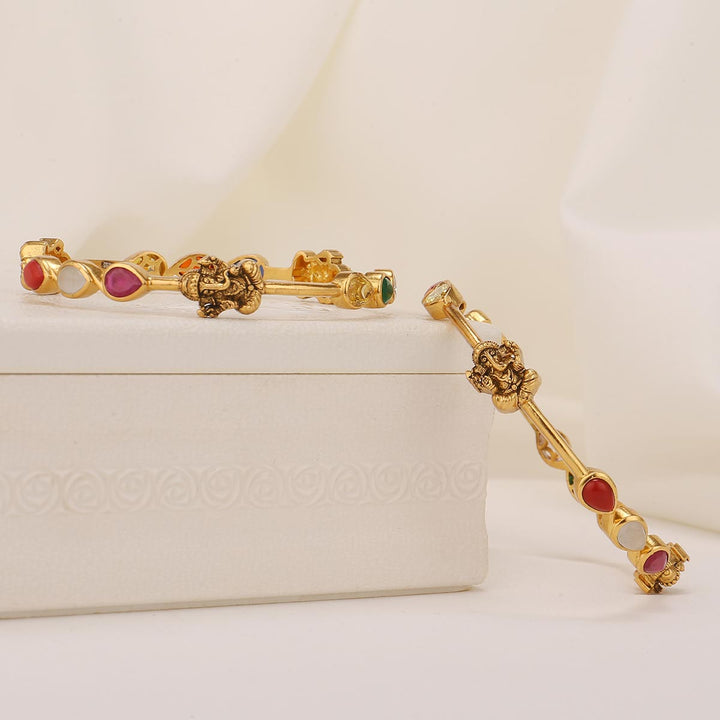 Dhivara Nagas Pair Bangle