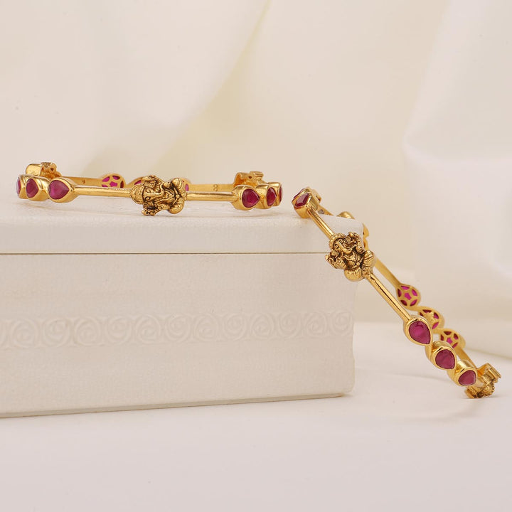 Vikanta Nagas Pair Bangle