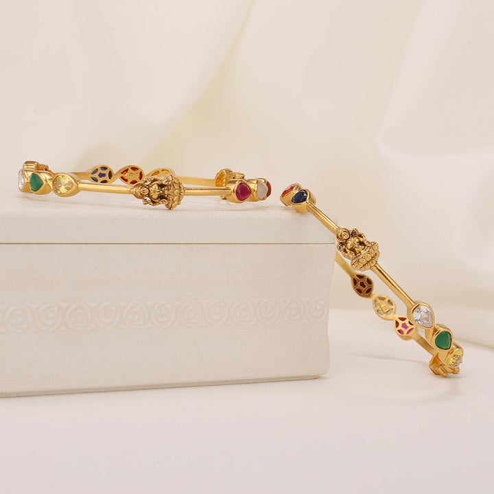 Shritha Nagas Pair Bangle