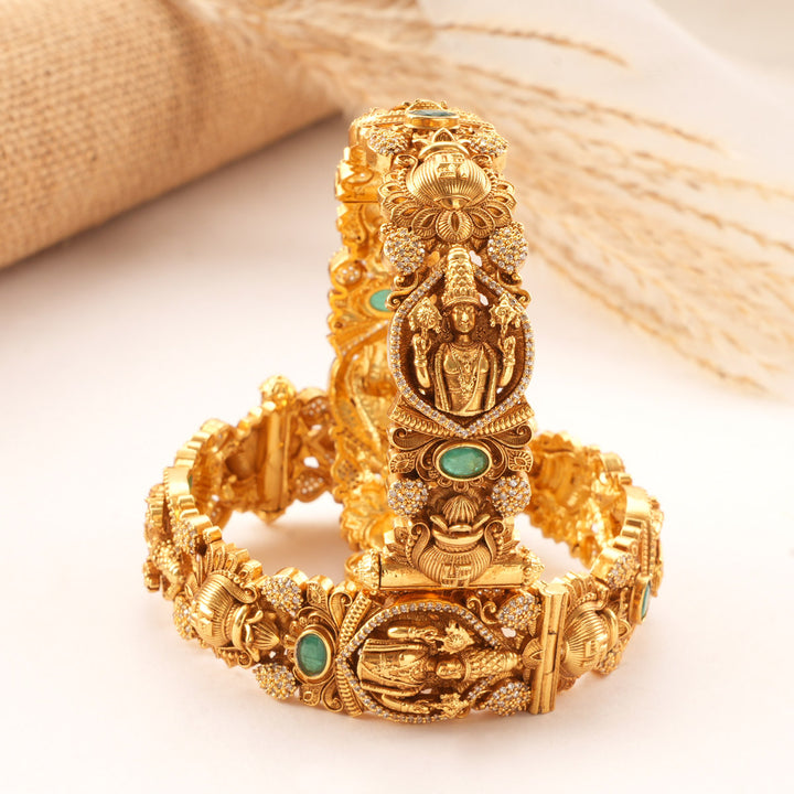 Divine Glow Nagas Pair Bangle