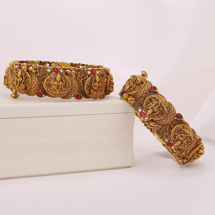 Shikara Nagas Pair Bangle