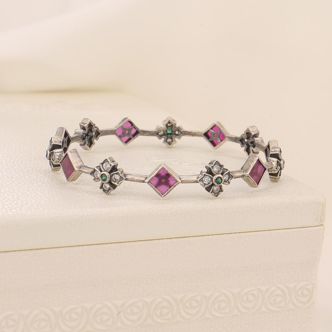 Mithra Single Bangle